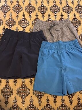 all in motion Kids Shorts - Navy, Gray & Light Blue